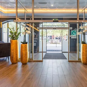 Plaza Premium Columbus BRE